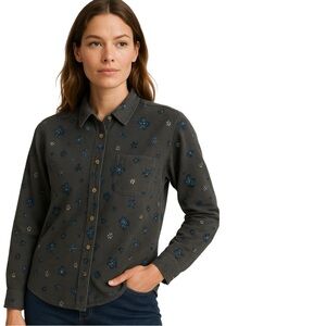 L.L. Bean Women’s Green Floral Corduroy Button-Up Shirt Size Medium 🌲 👚 🌼